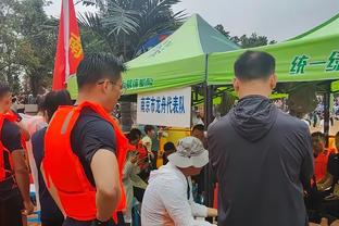 东契奇谈被太阳球迷嘘：很有意思 我投中他们球馆就安静下来了